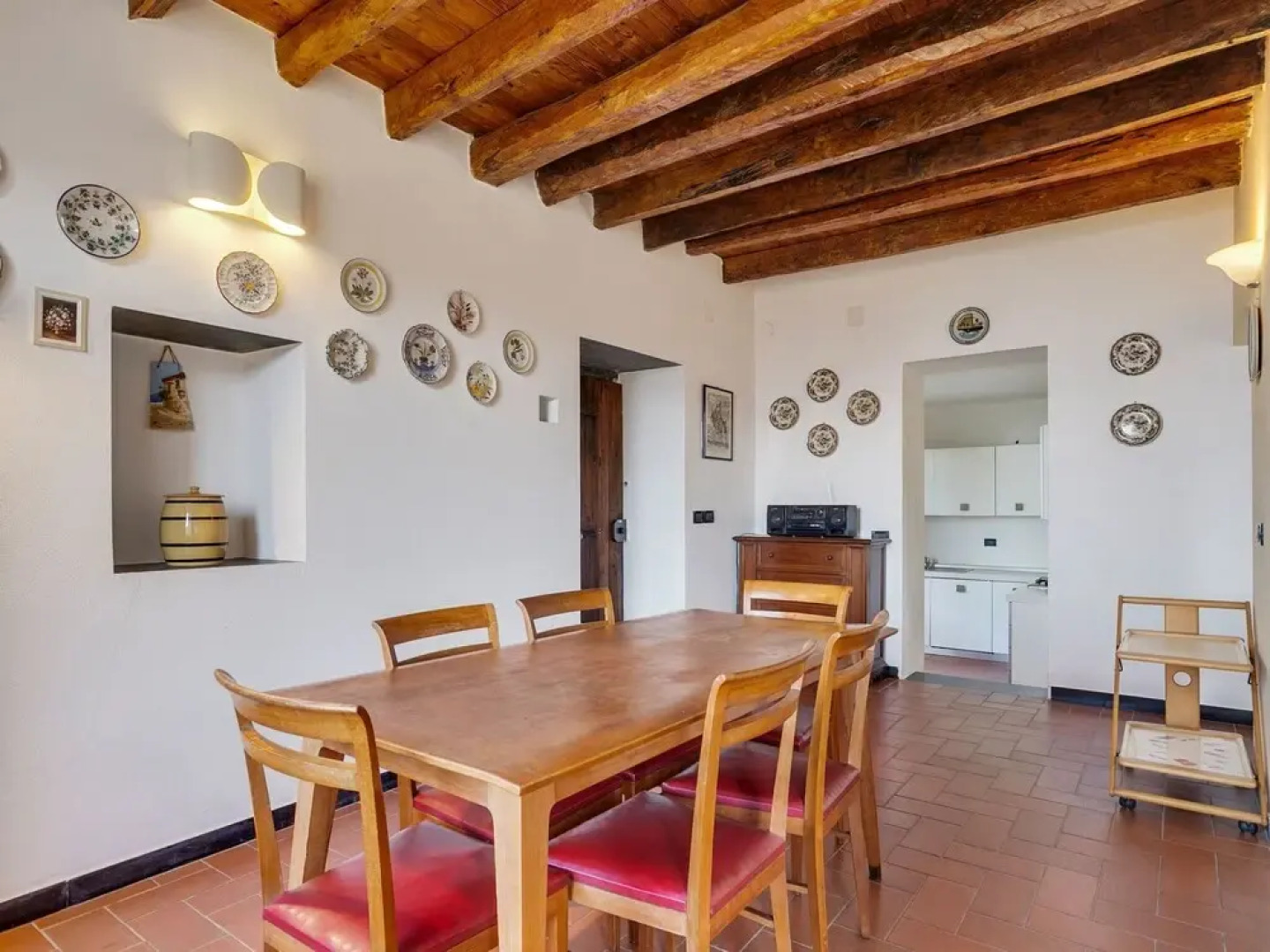 Dreamy Holiday Home in Recco With Swimming Pool