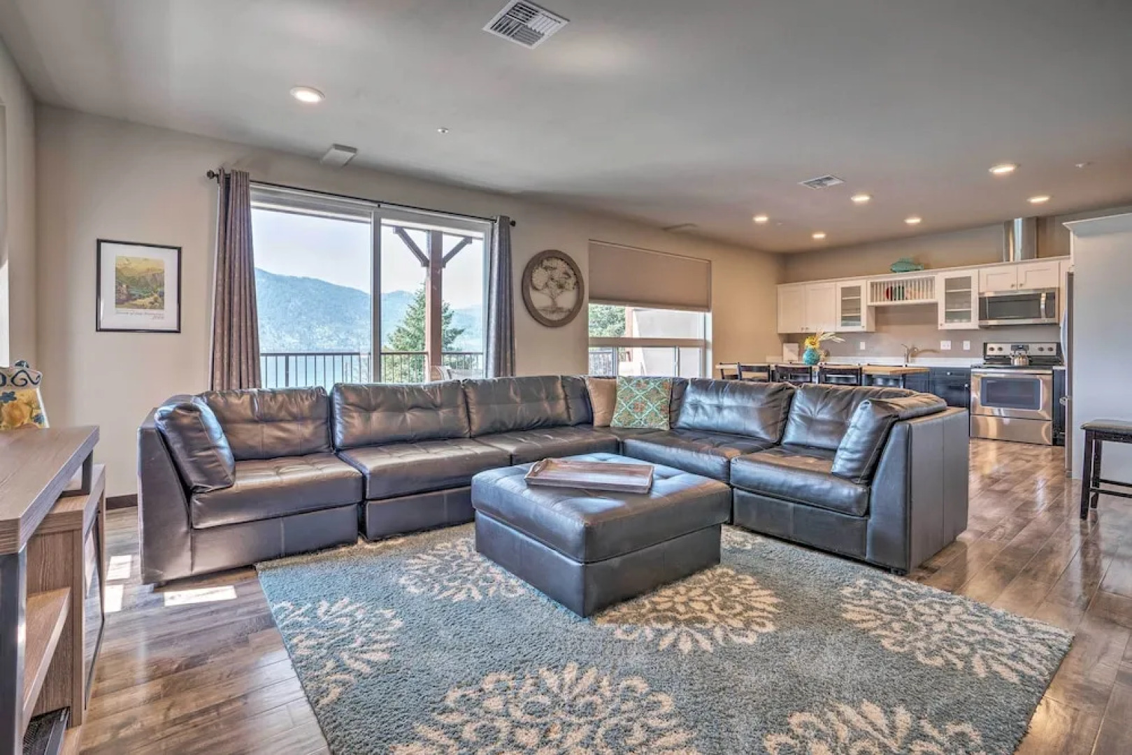 Modern Manson Condo w/ Pool & Lake Chelan Views!