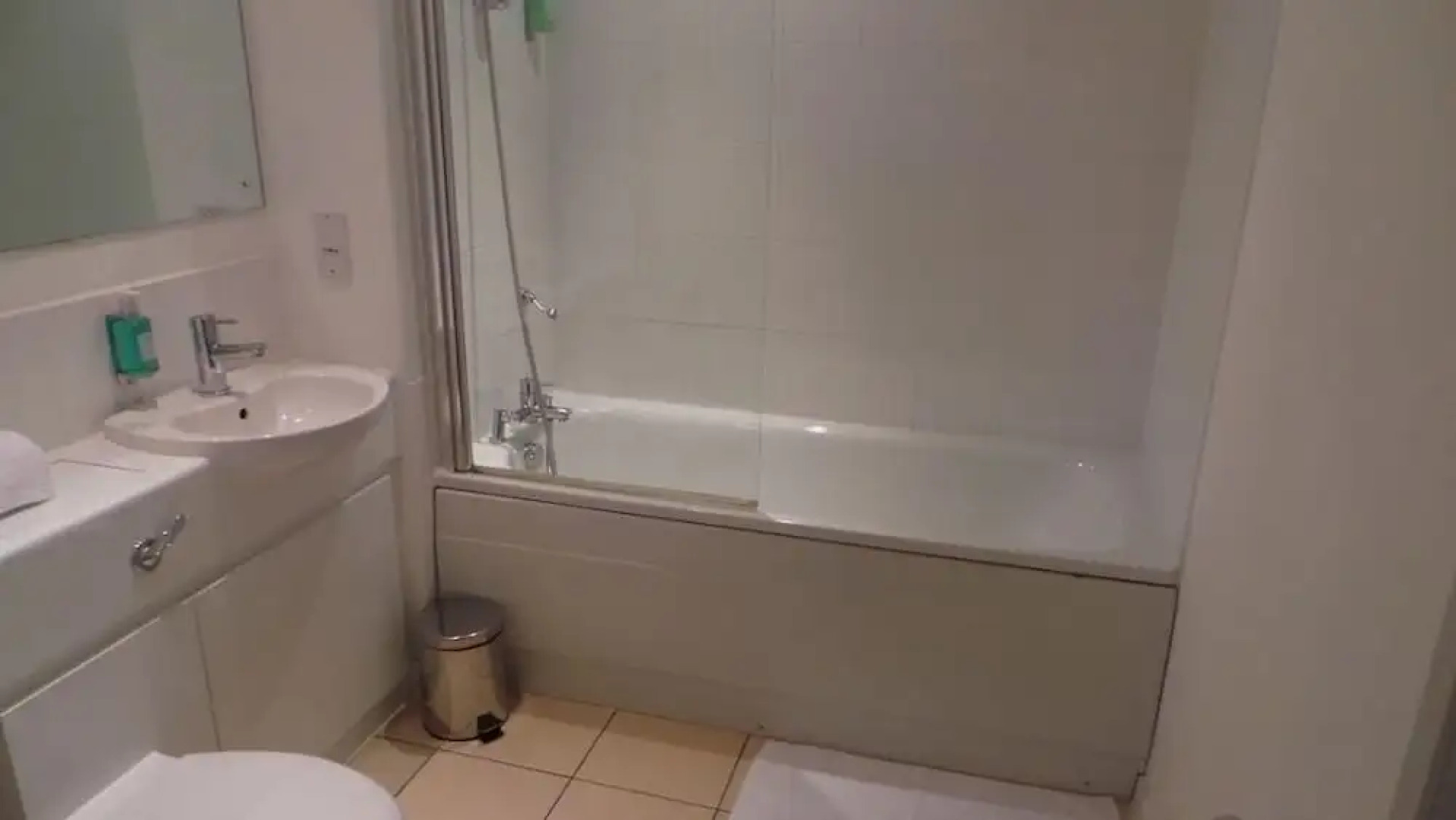 City Crash Pad - Cathedral Quarter Apts