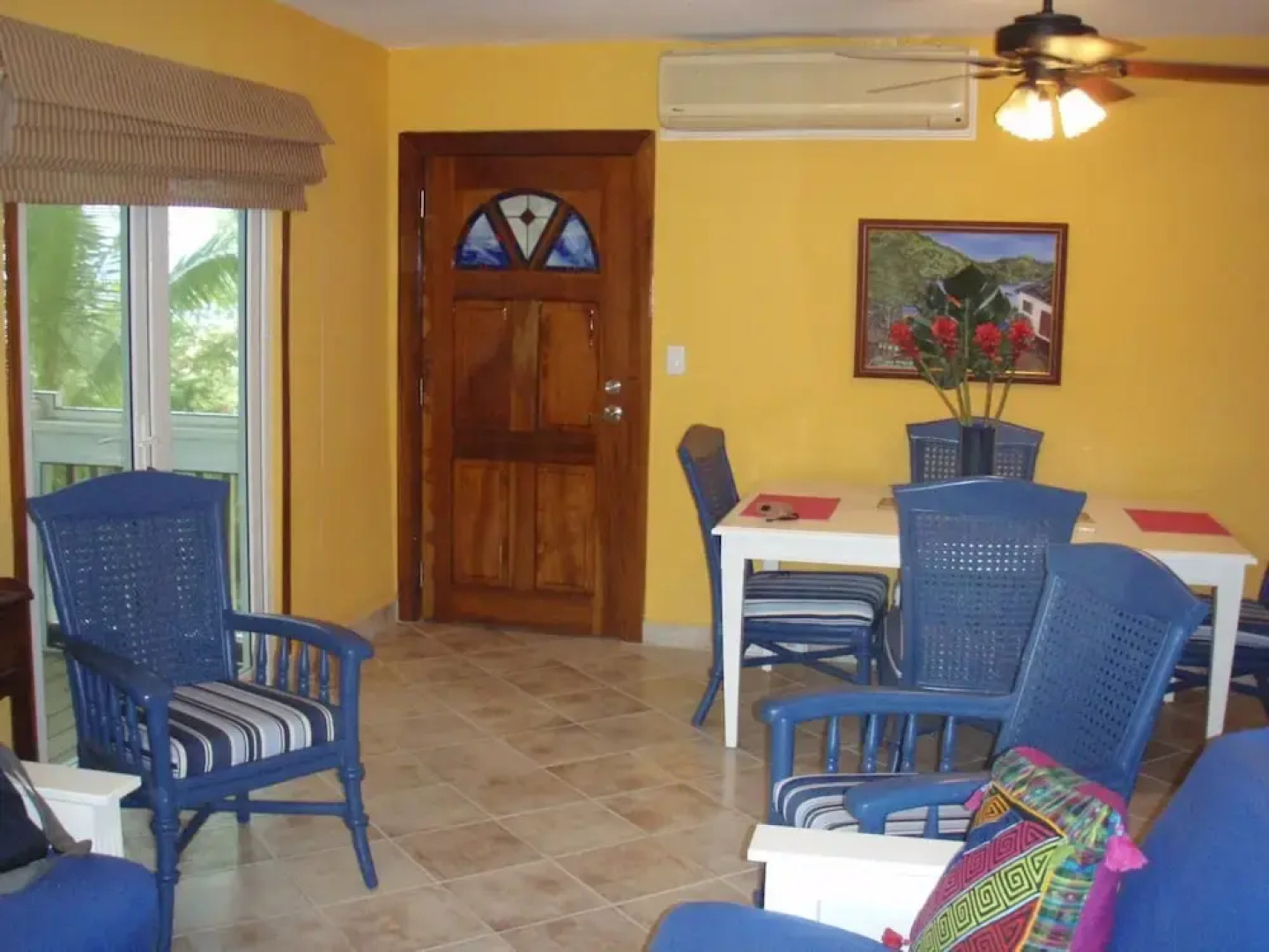 Beautiful Apartment with Golf Cart