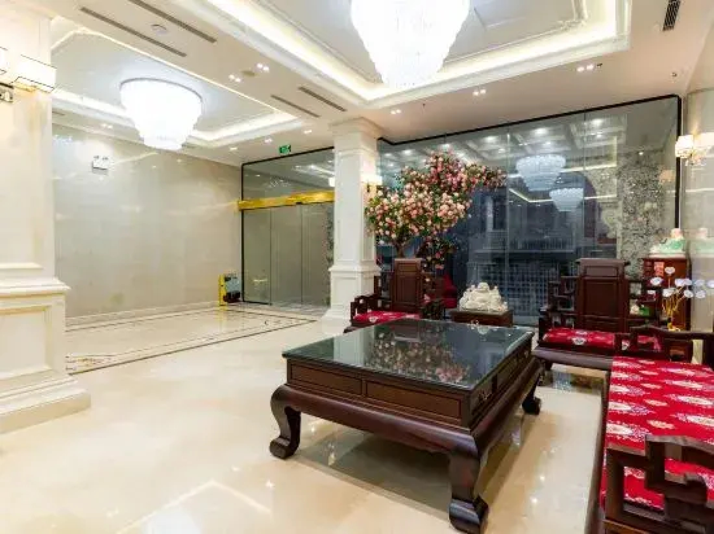 Tu Son Luxury 2 Hotel