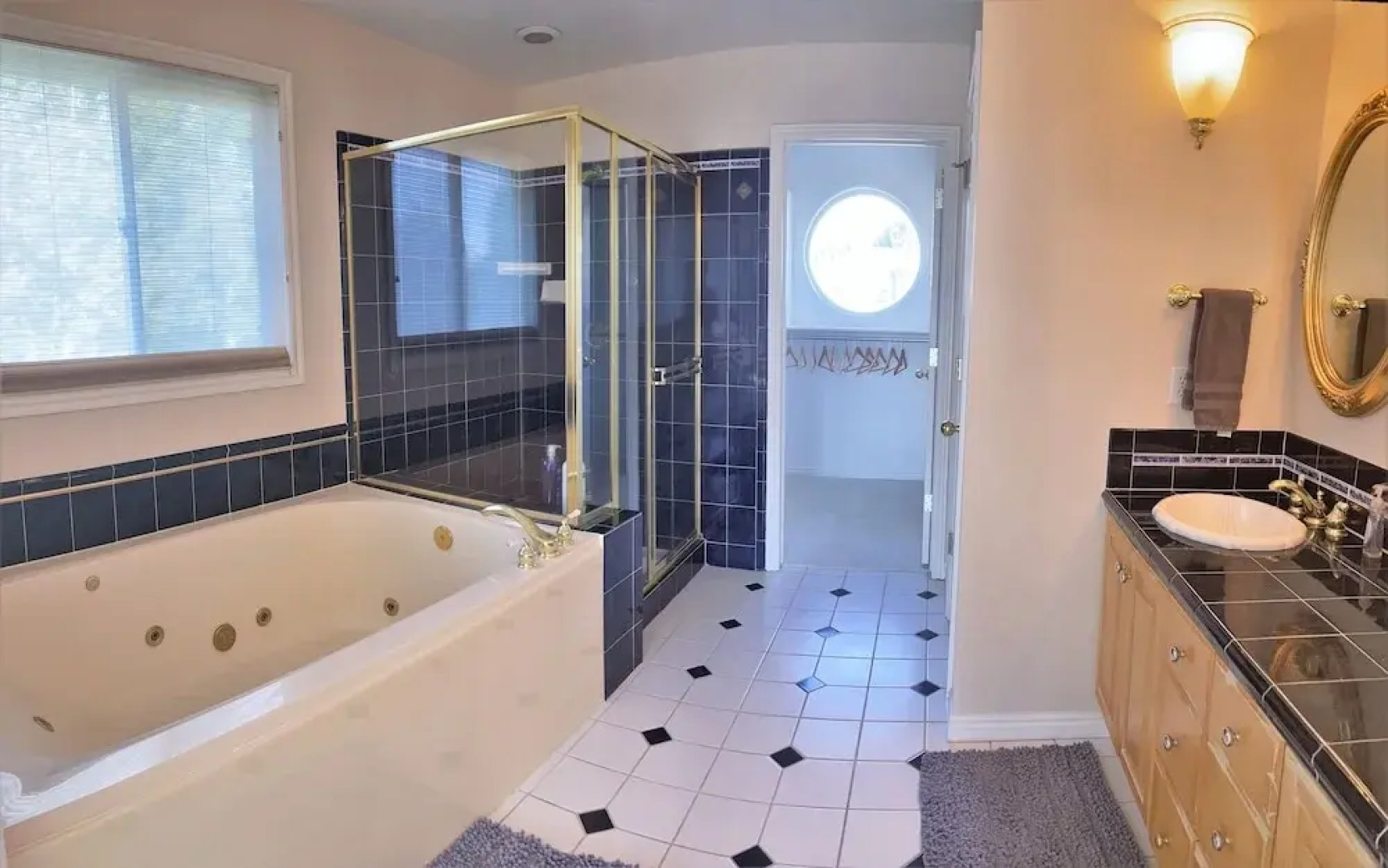 Sweetbriar Home 8 Bedroom Home by RedAwning