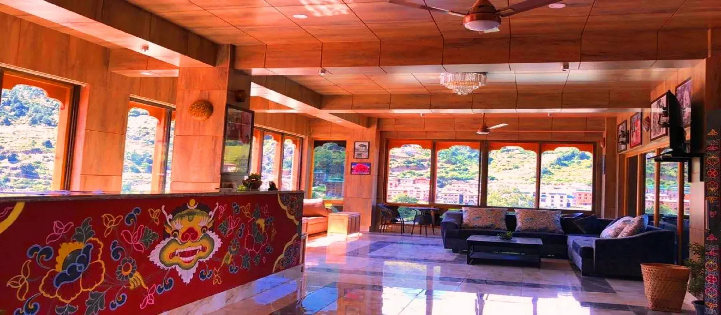 Hotel River Valley