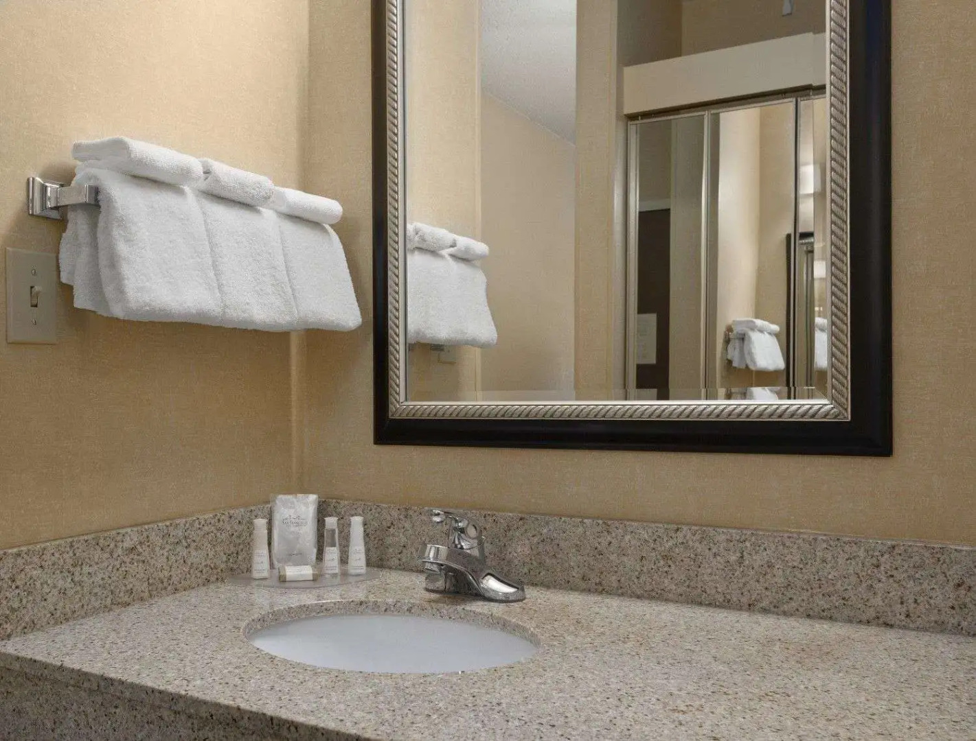 Baymont by Wyndham Columbia Northwest