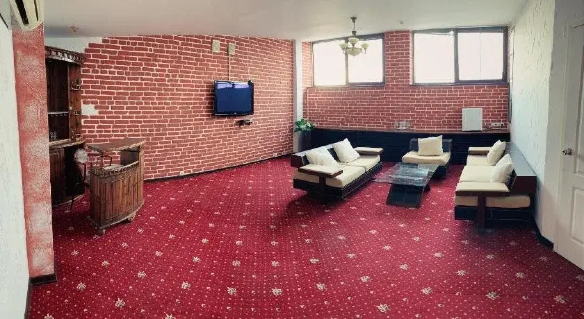 Кристалл Палас