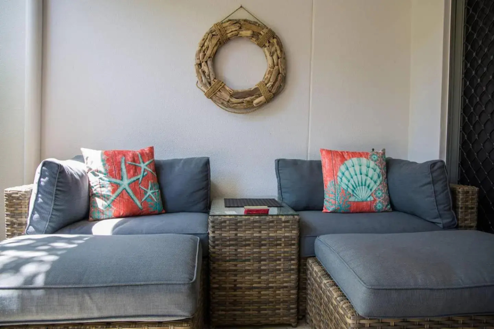 Tropical Getaway in 2 Bedroom Unit in 4 star Resort