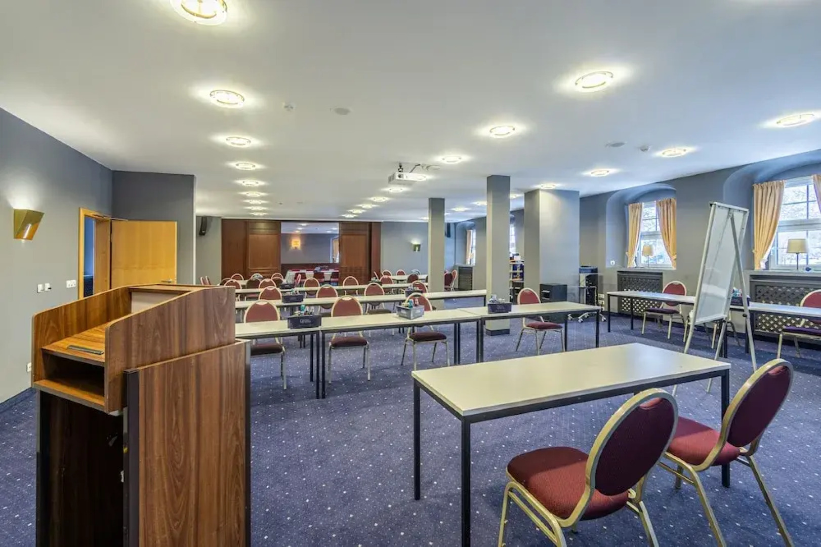 SL'otel im Parforcehaus