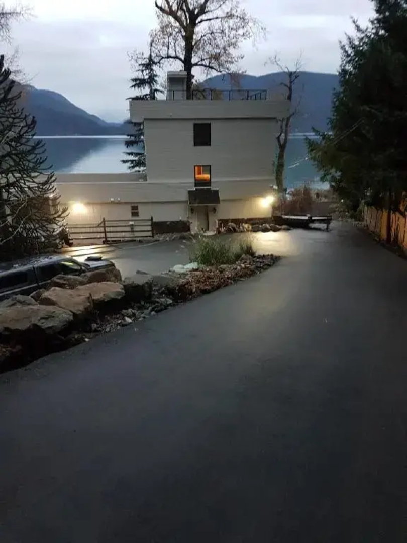 Royal Harrison Retreat
