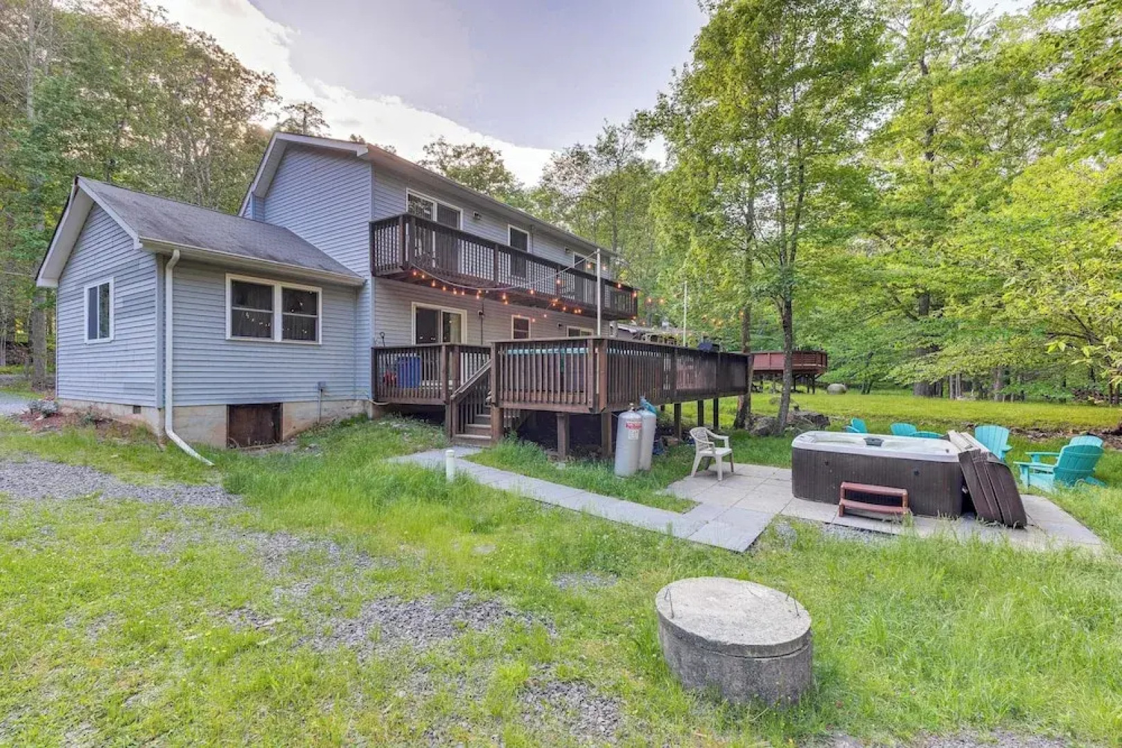 Pet-friendly Pocono Lake Oasis w/ Game Room!