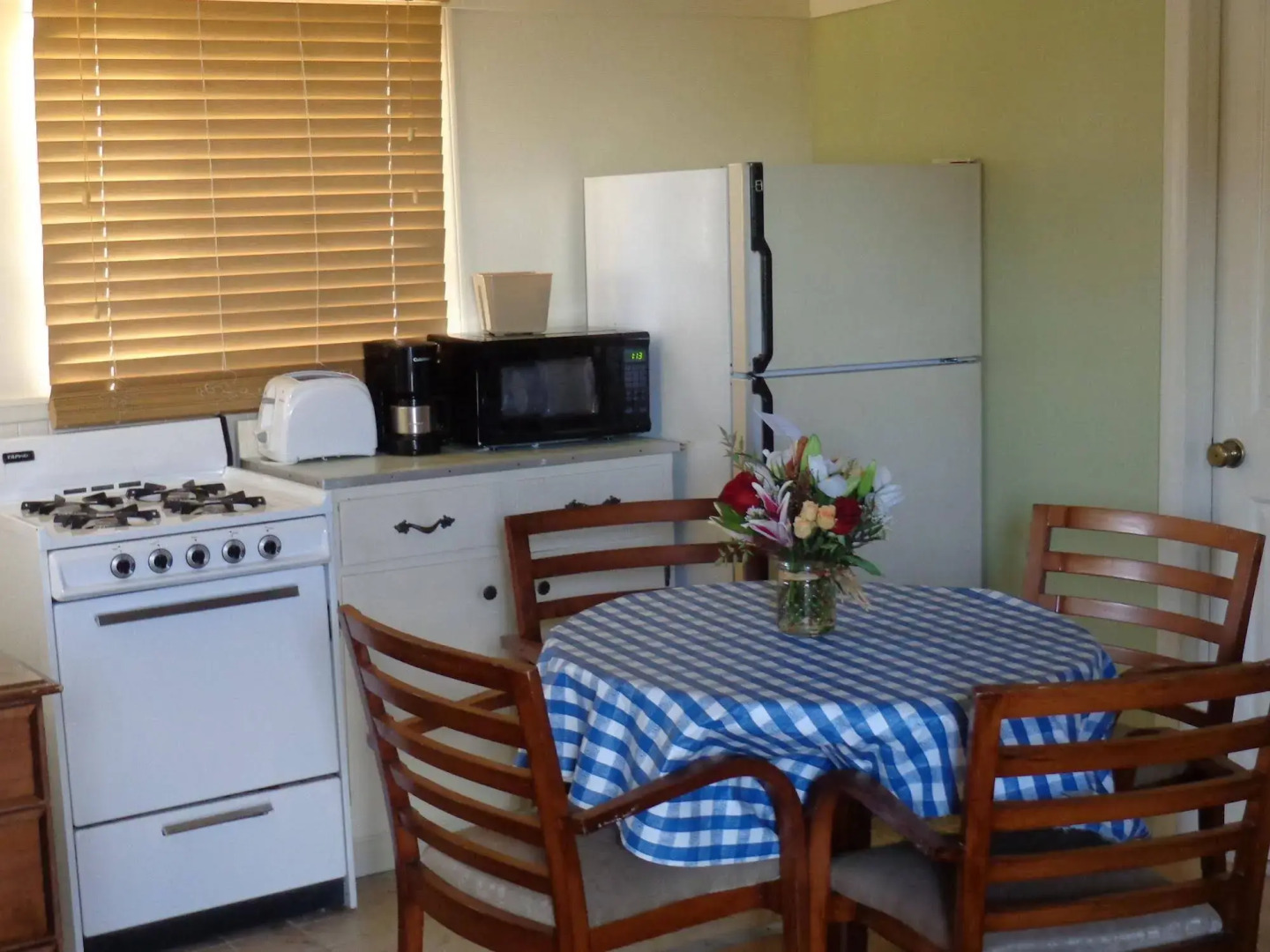 La Paloma Las Flores