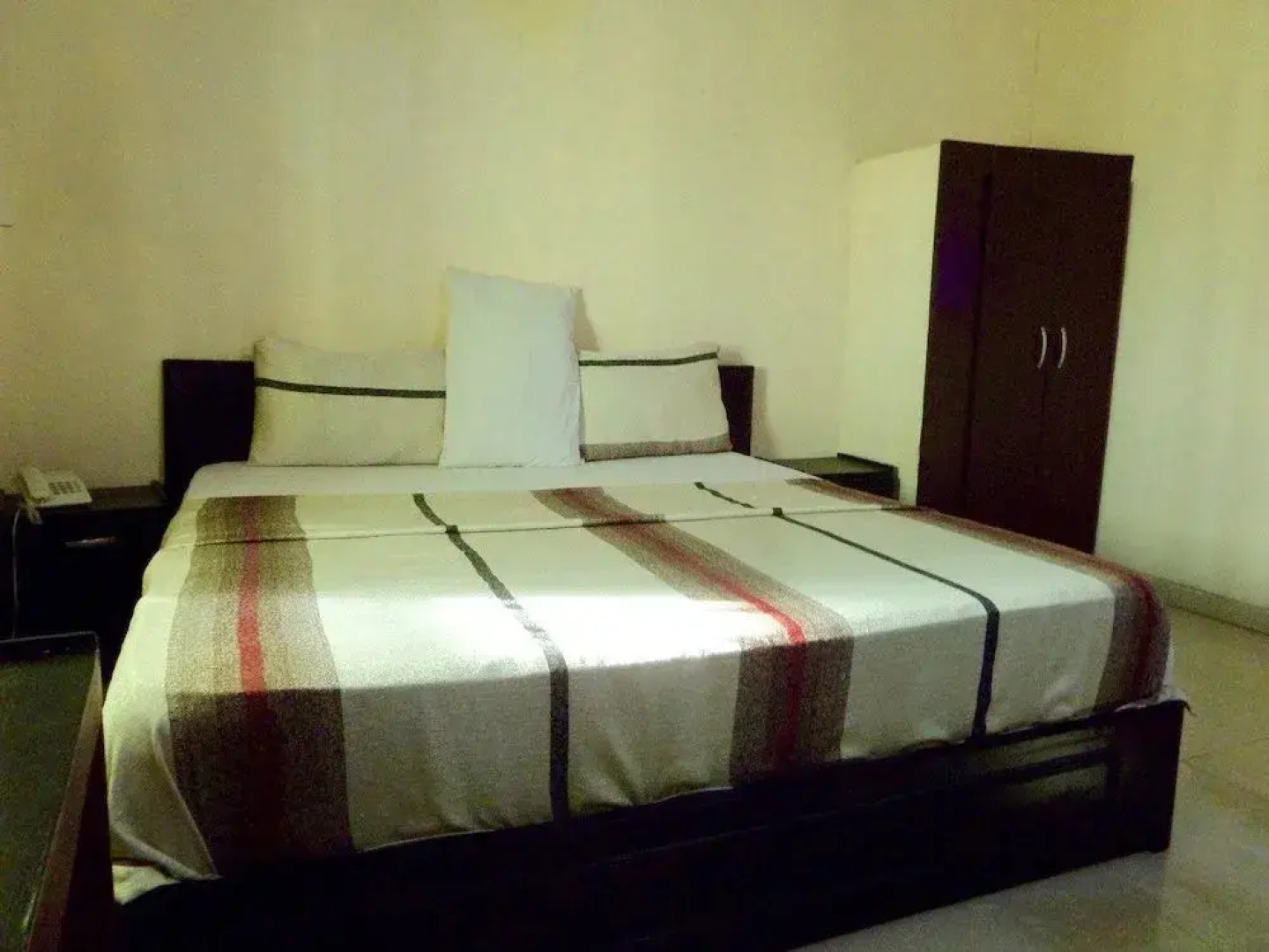 KDT Hotels And Suites