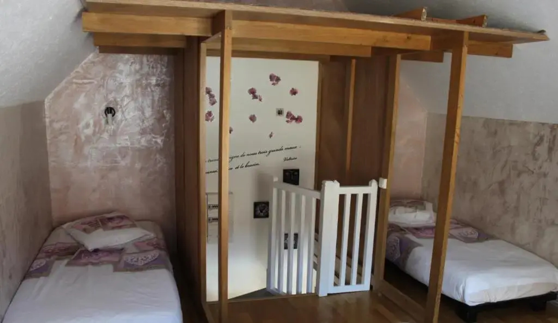 Charmante Maison Pierres 1768