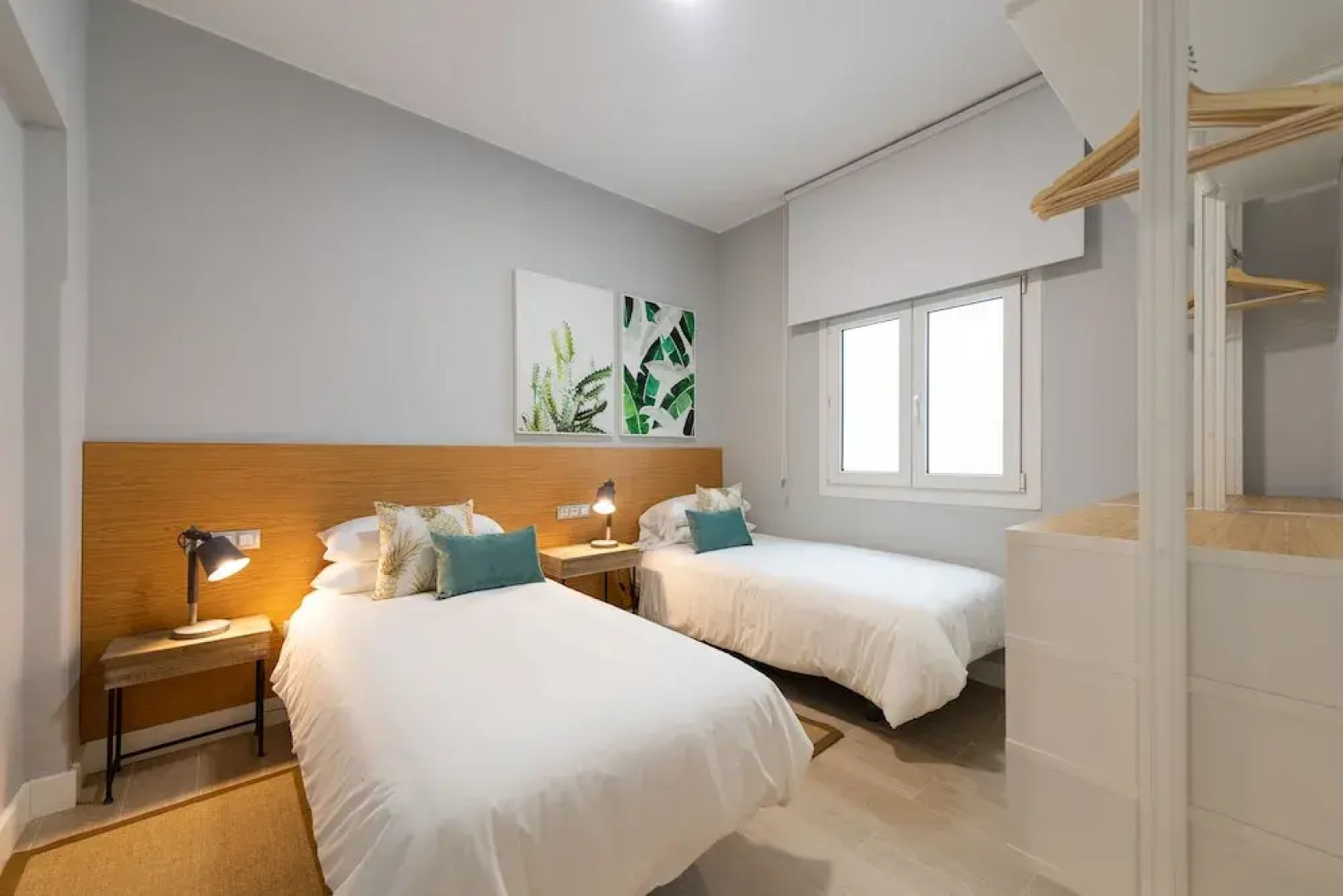 City, Sun and Living