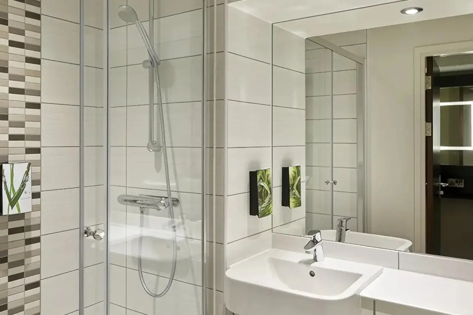 Premier Inn Oldham Central