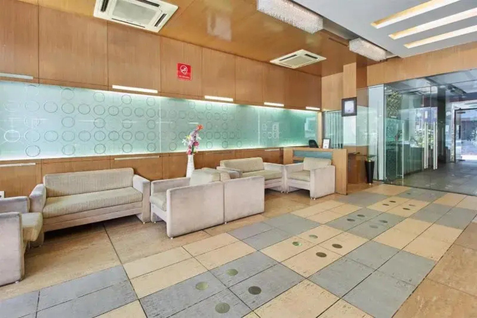 Sapphire Regency Hotel