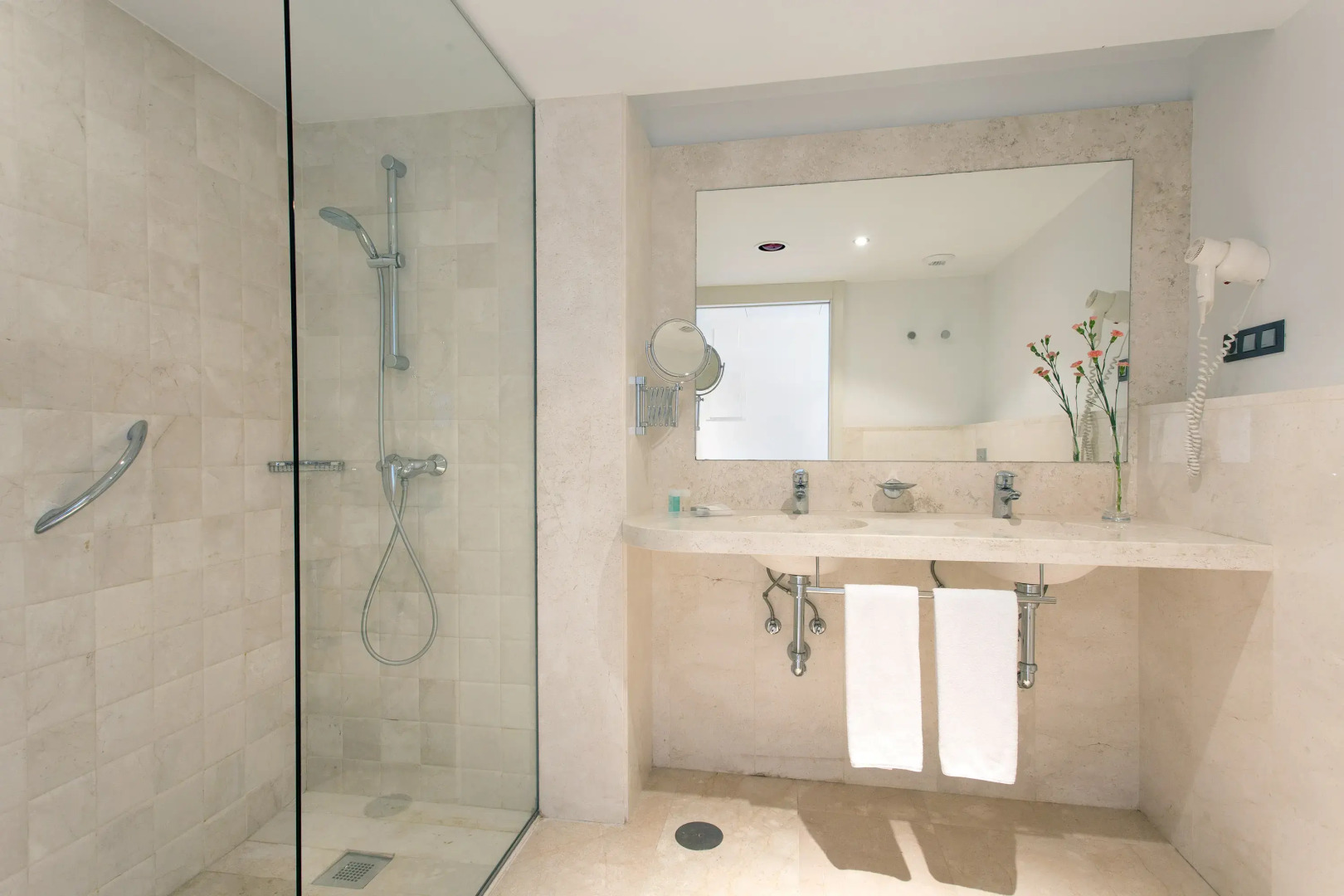 Hipotels Playa La Barrosa - Adults Only