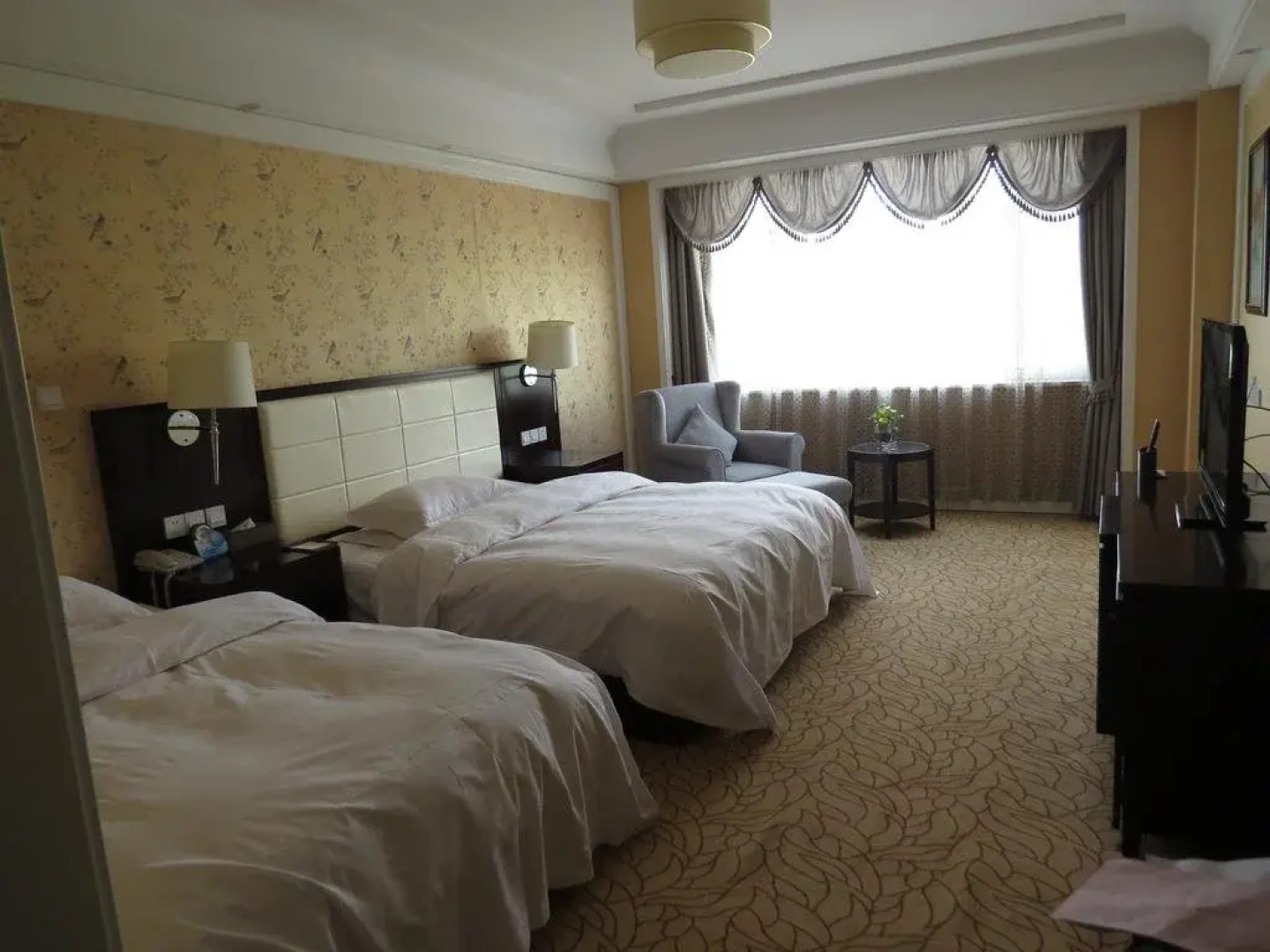 Inzone Galand Hotel Taian