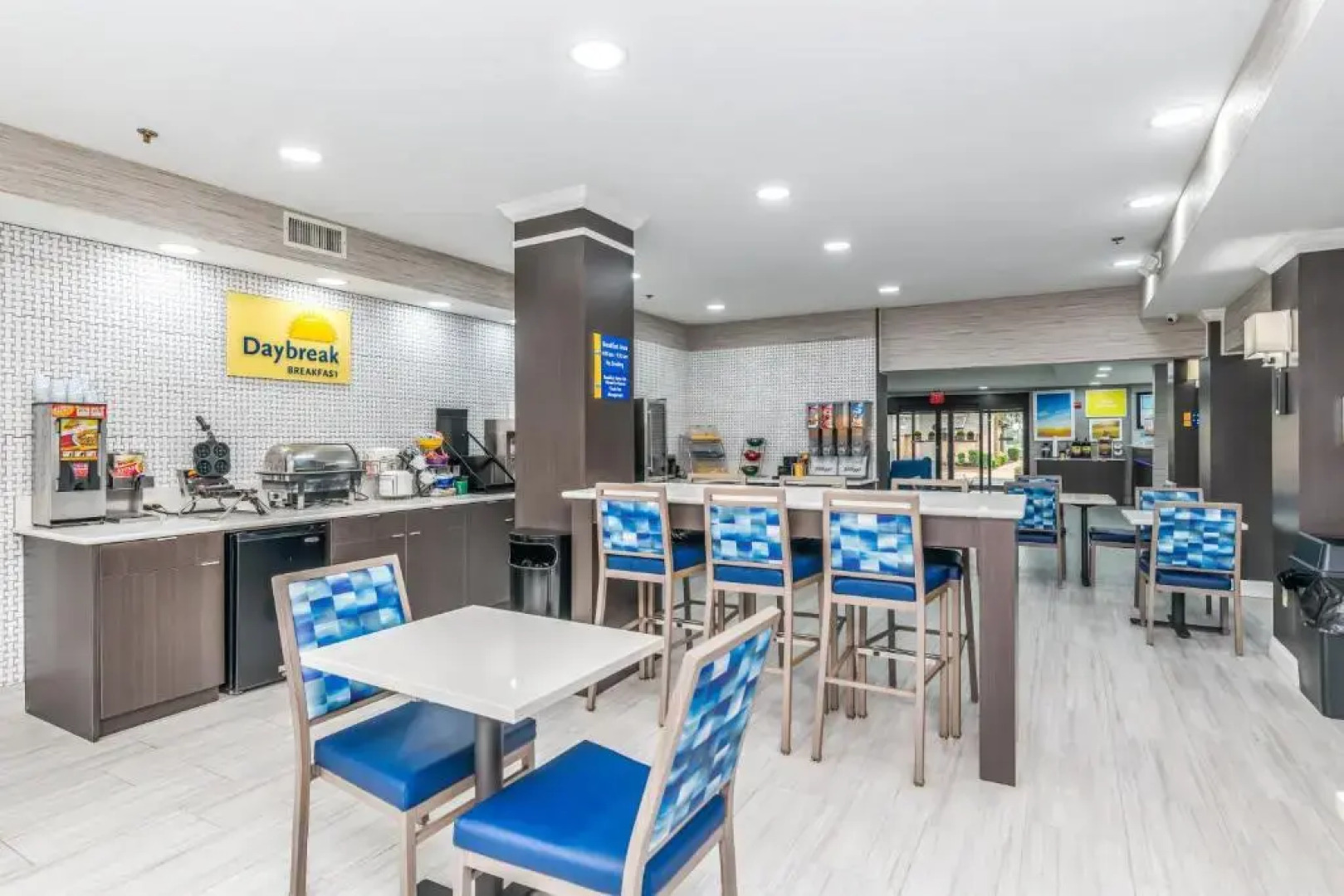 Days Inn & Suites Prattville-Montgomery