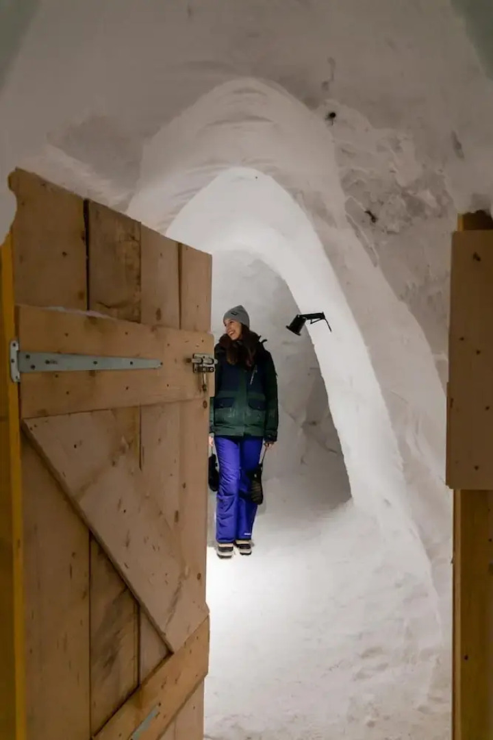 Blacksheep Village Igloo Chamrousse