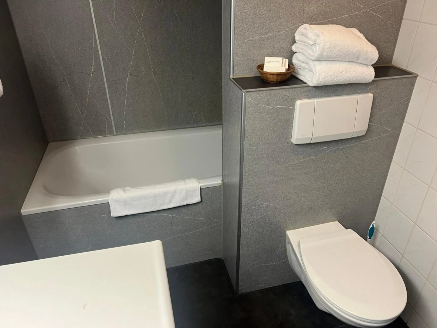 Boutique Hotel Herbergh Amsterdam Airport