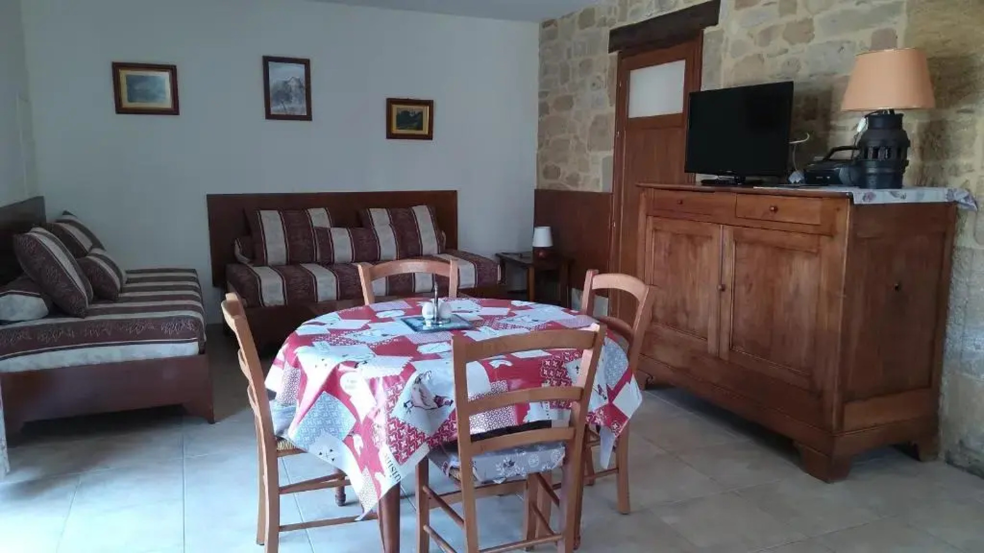 Le Poulailler De La Chayrie