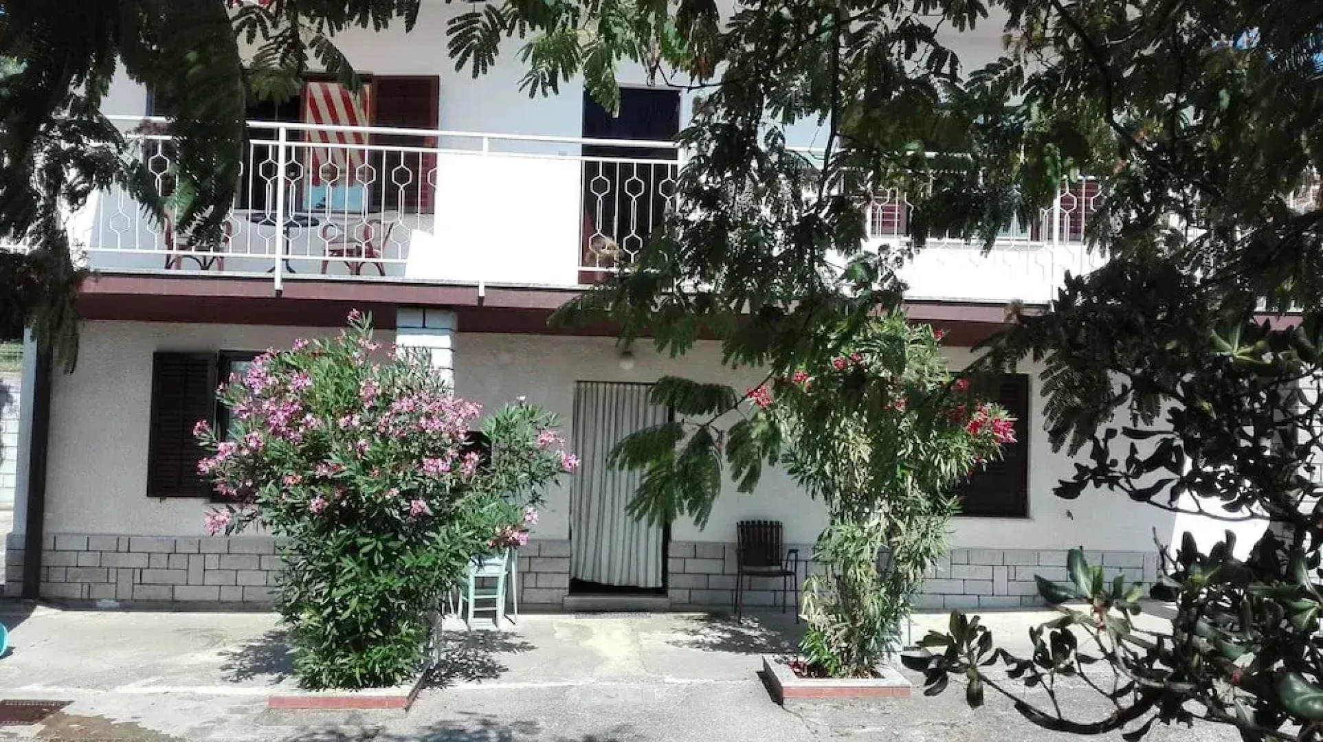 Very Spacious Apartment