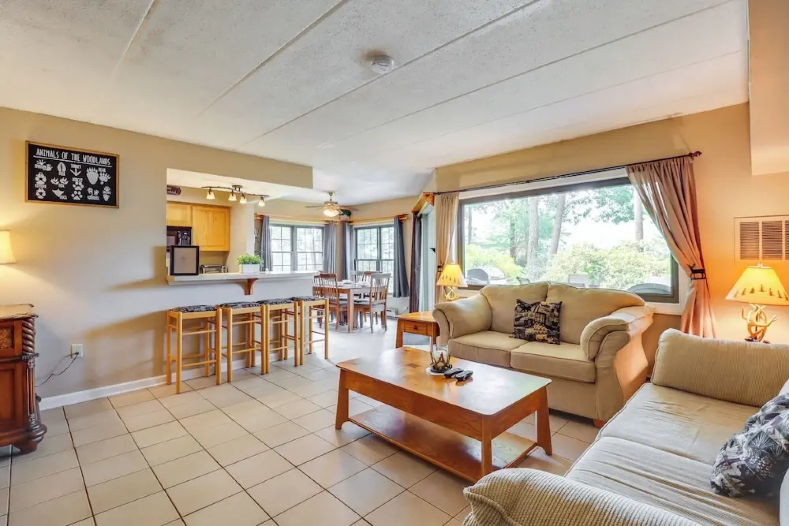 Steps to Shore: Scenic Big Boulder Lake Condo!