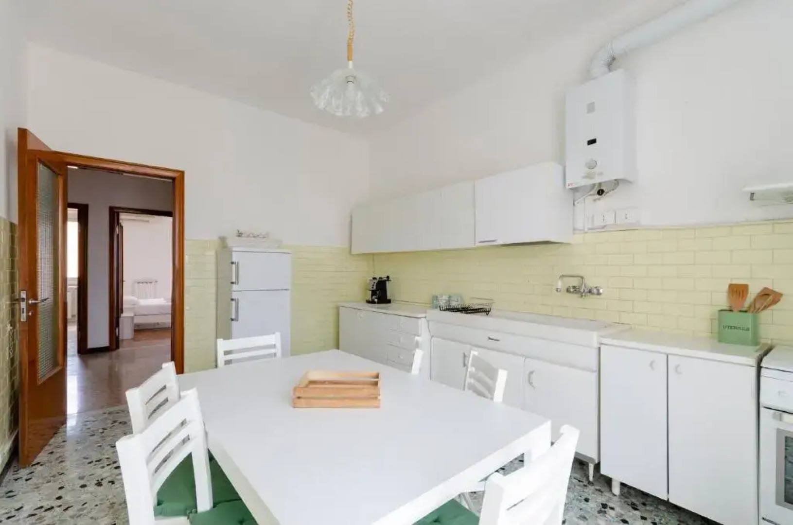 JOIVY Family Flat W/Terrace & Parking Near Beach