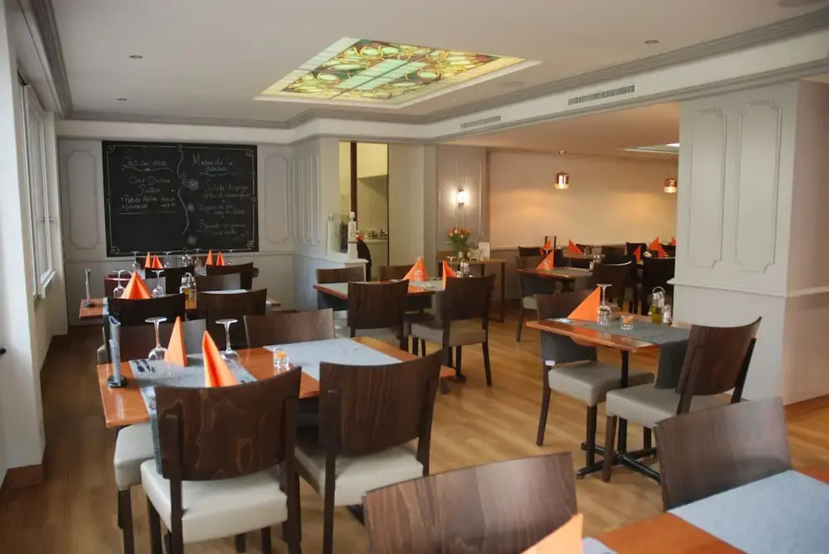 Hôtel De La Dent-du-Midi