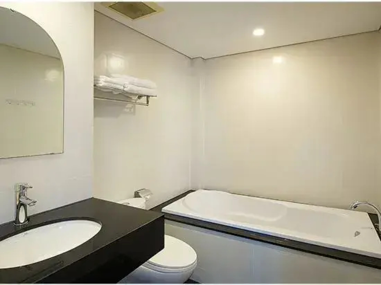 Gemini Saigon Luxury