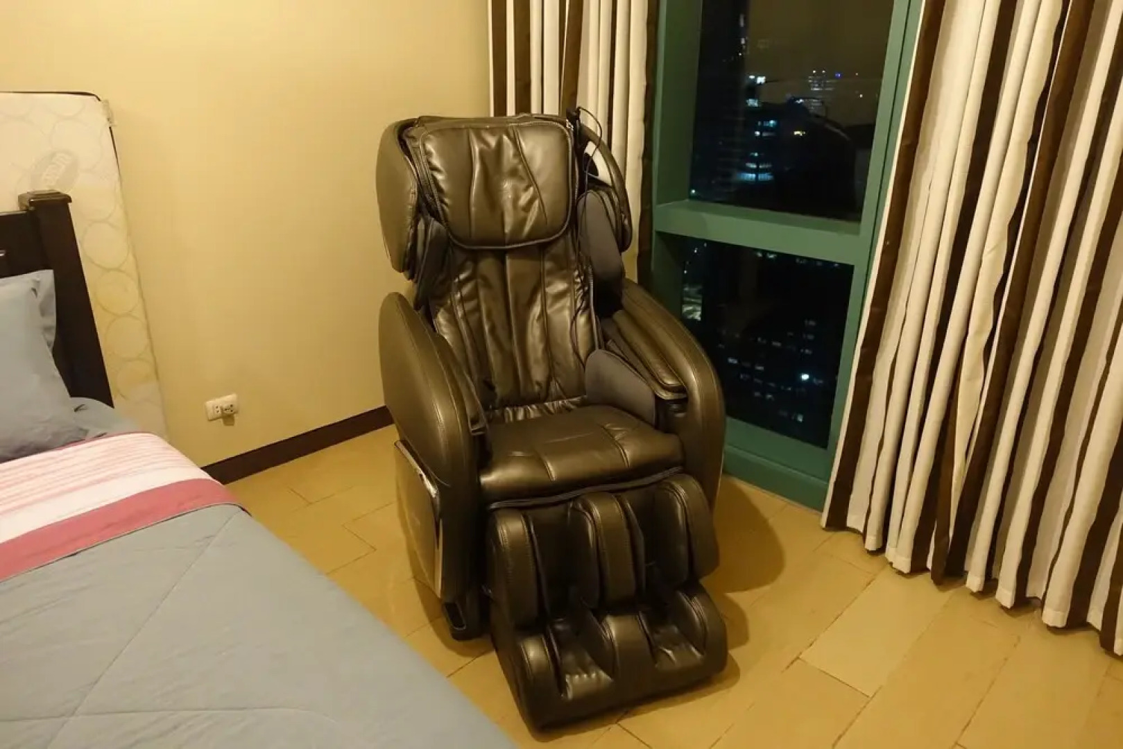 8 Forbes Town Road Suite