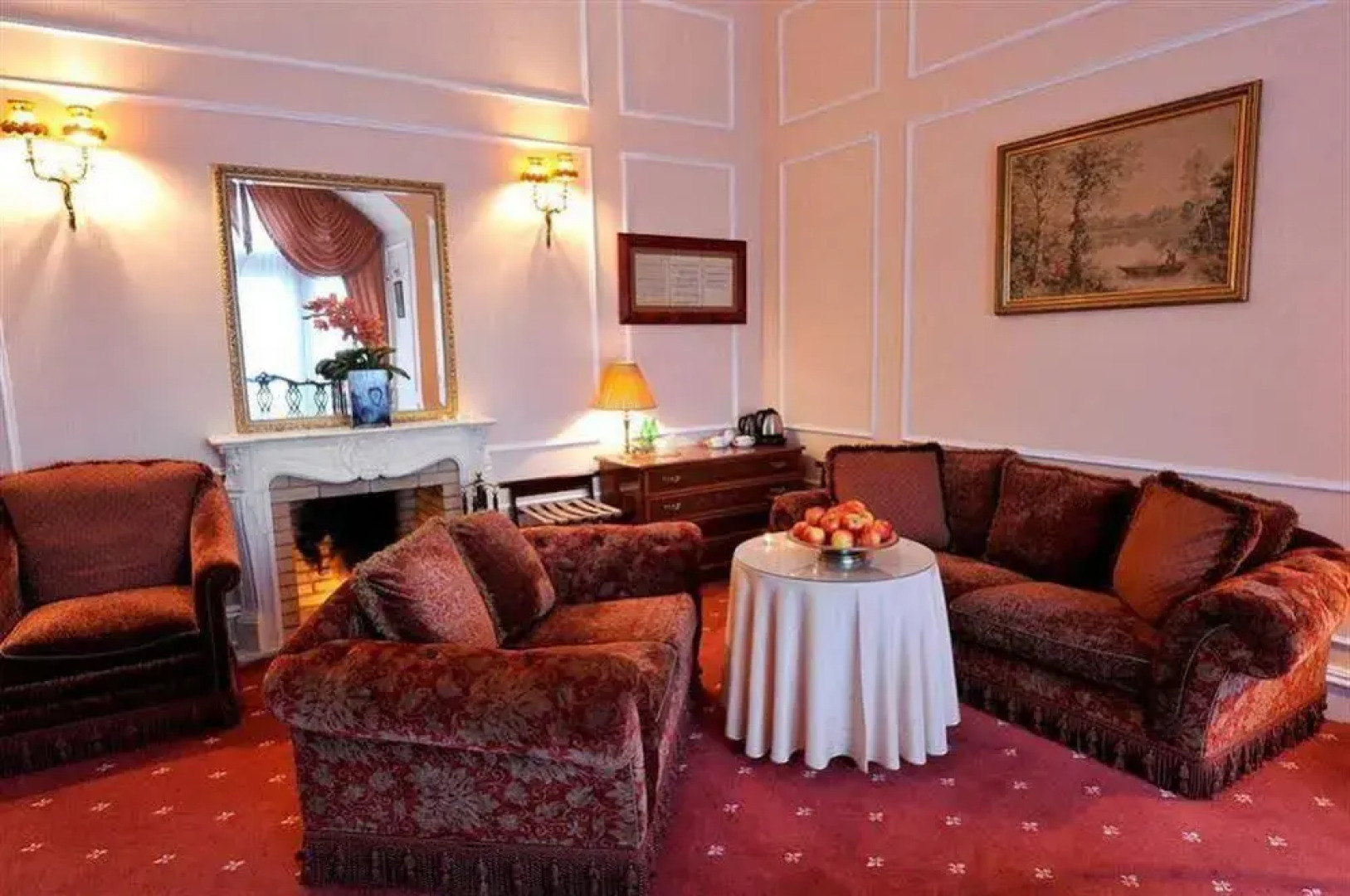 Hotel Bursztynowy Palac (Amber Palace, Bernsteinpalast)