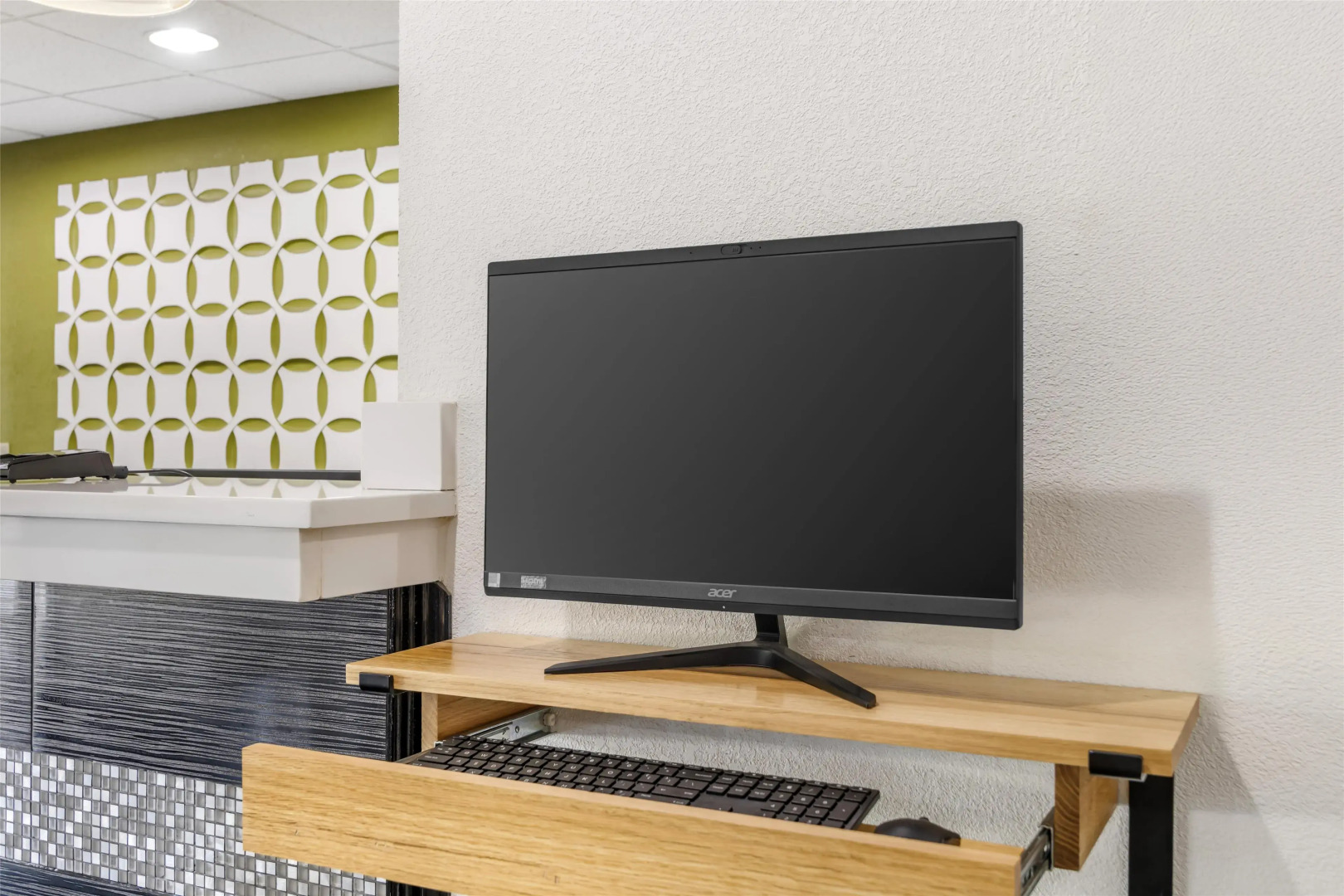 Best Western Commerce Inn