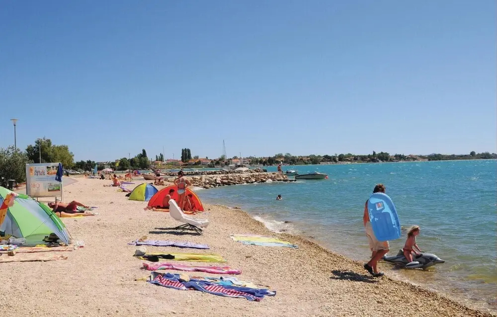 Beautiful Home in Vrsi With 4 Bedrooms, Wifi and Outdoor Swimming Pool