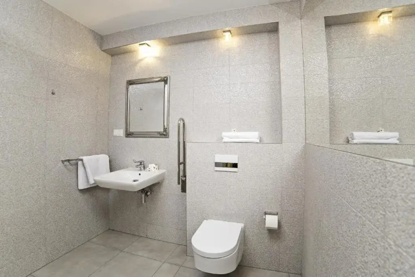 Aspen Deluxe Residence