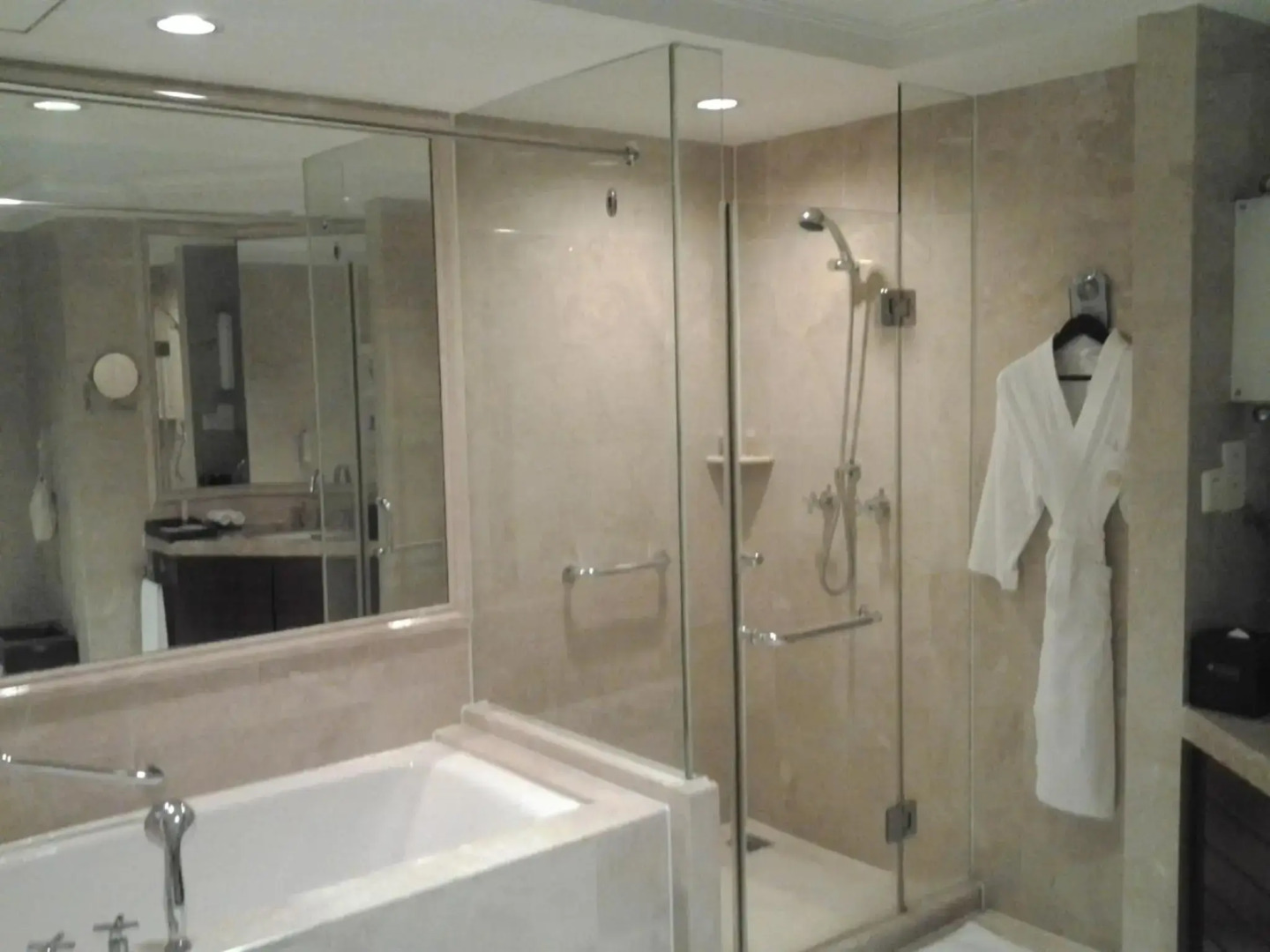 Ramada Plaza Wuhan Optics Valley