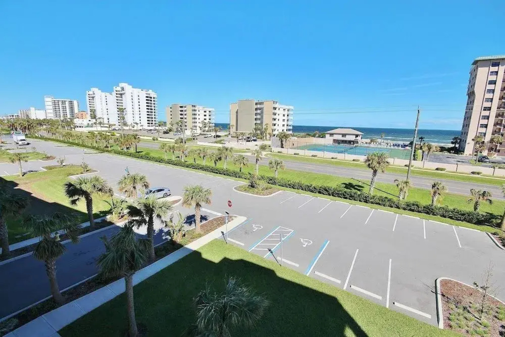 Oceanwalk 18-406 Apartment 2