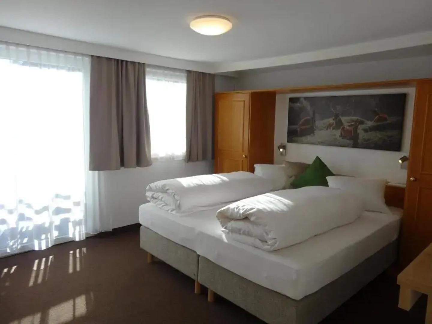 Bhome Gästehaus b&b / Apartments