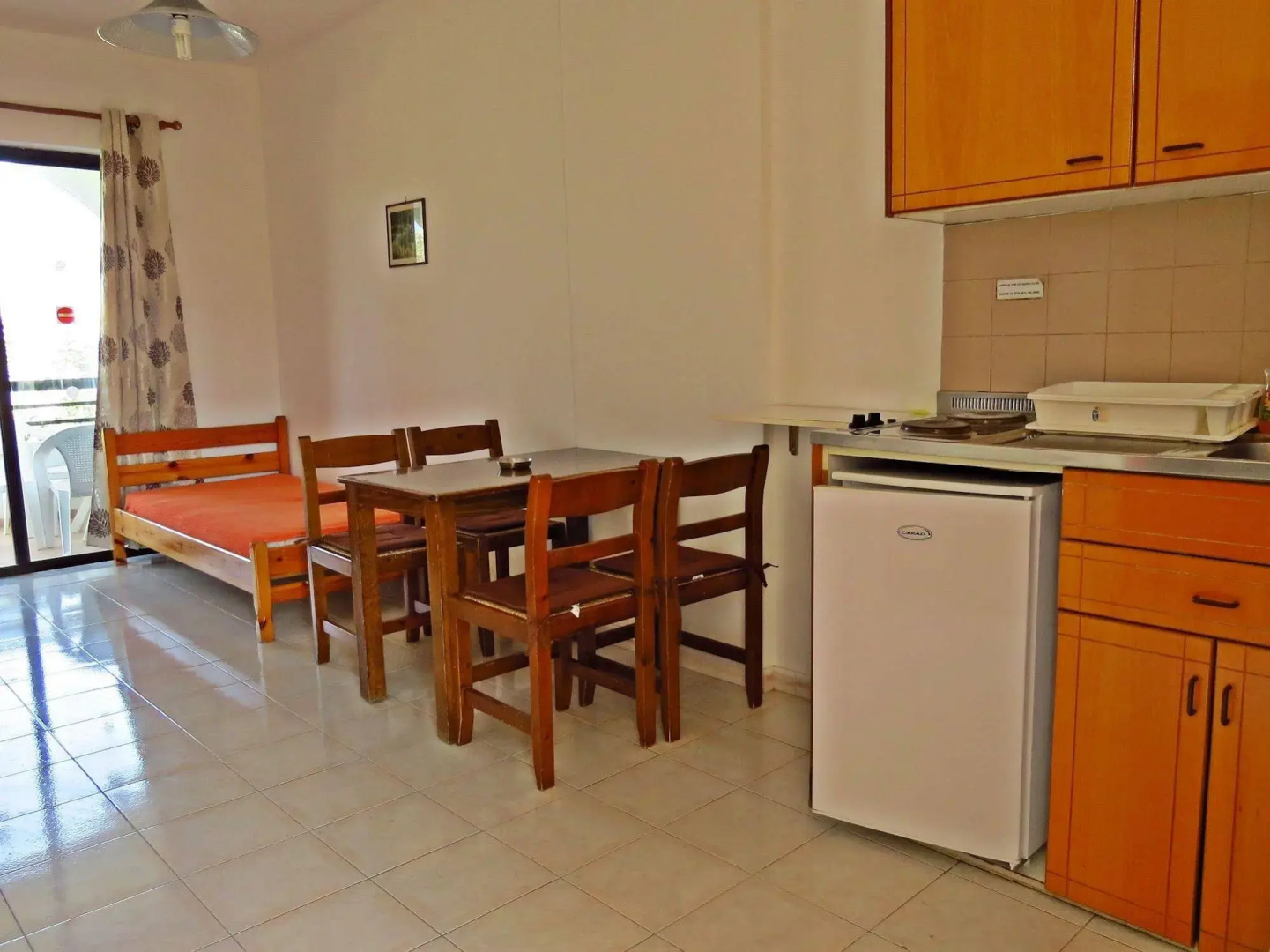 Debby Hotel Apartments