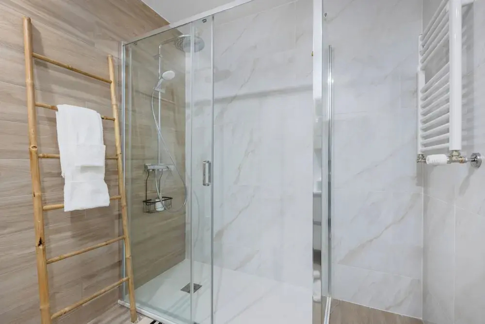 The Pine Flat with Pool at Furadouro