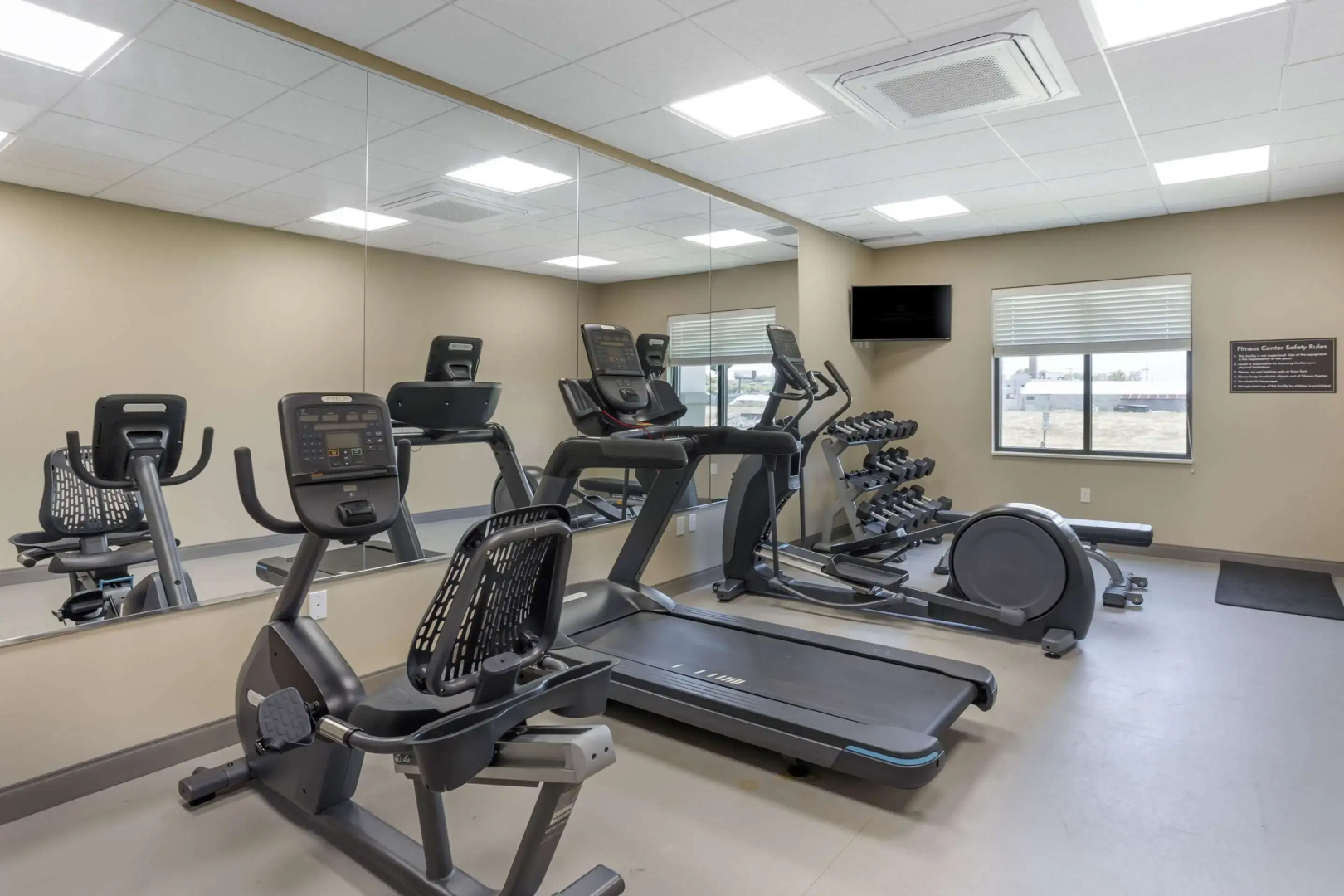 MainStay Suites North - Central York