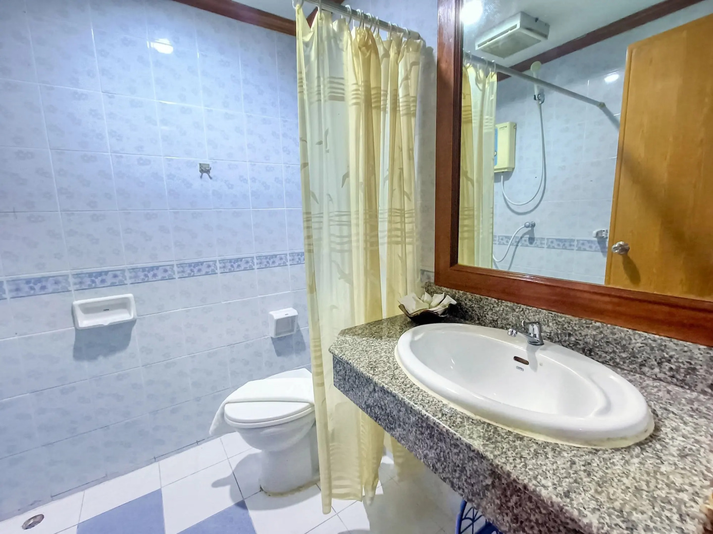 Hack Patong Beach Hotel