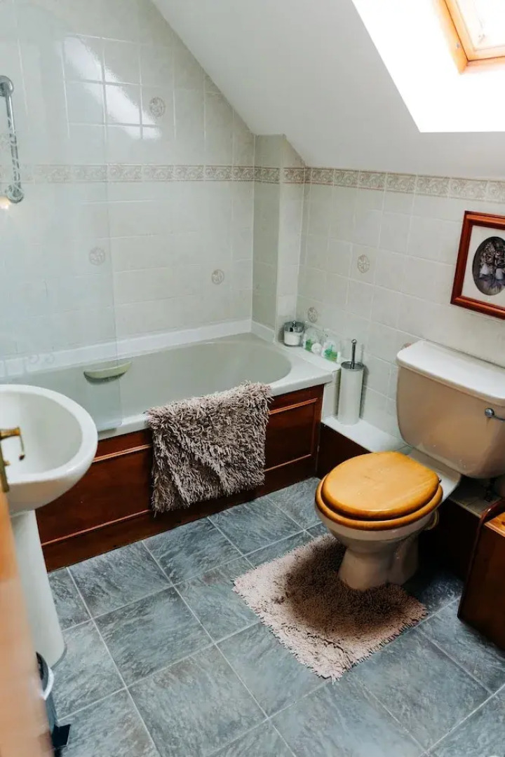 The Farmhouse Lochmeyler