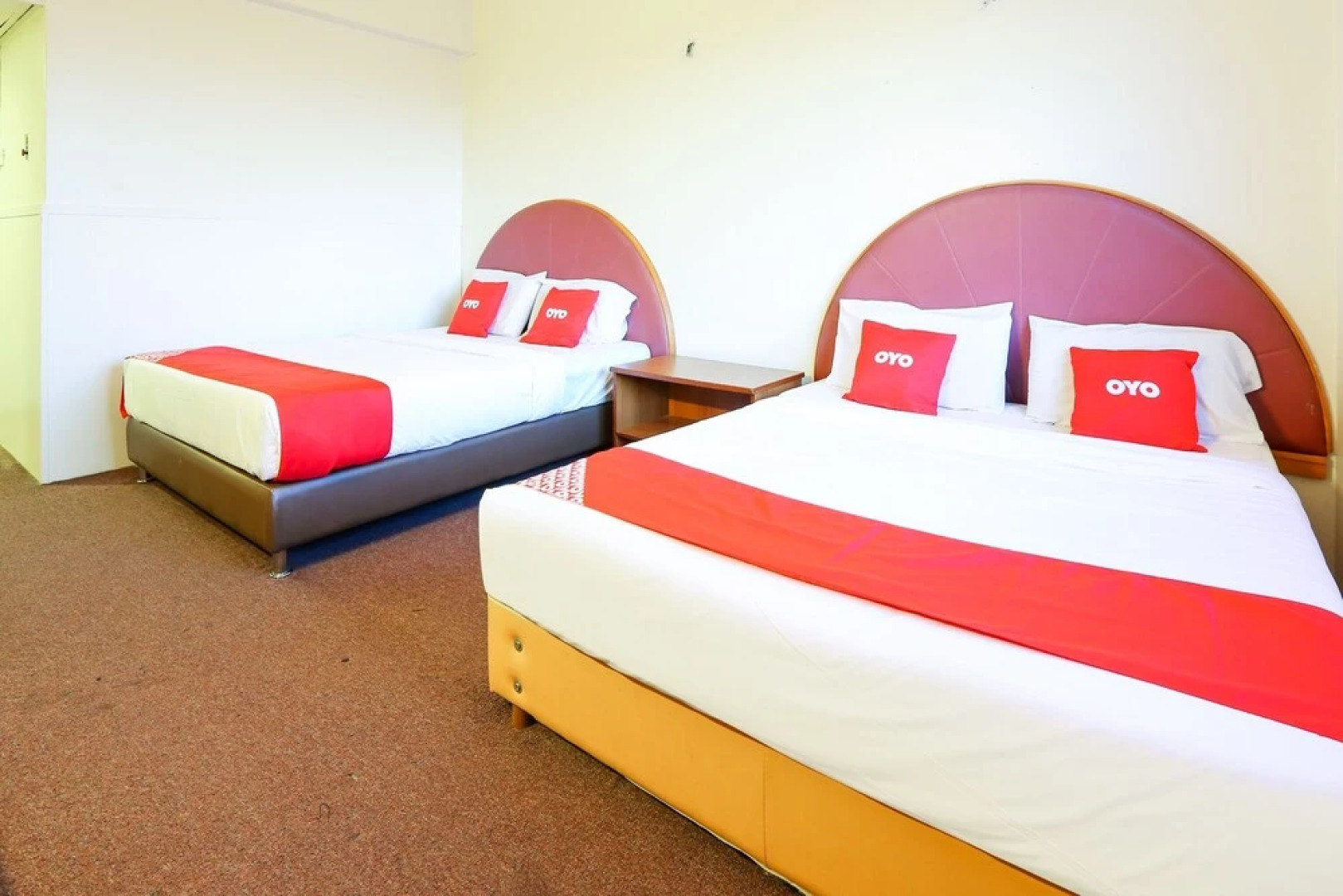 Hotel Mandarin Inn by OYO Rooms