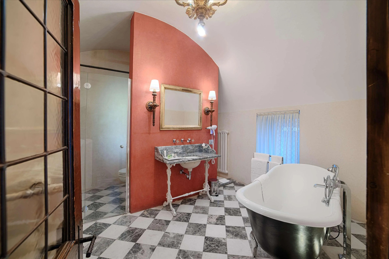 Отель NH Collection Firenze Porta Rossa