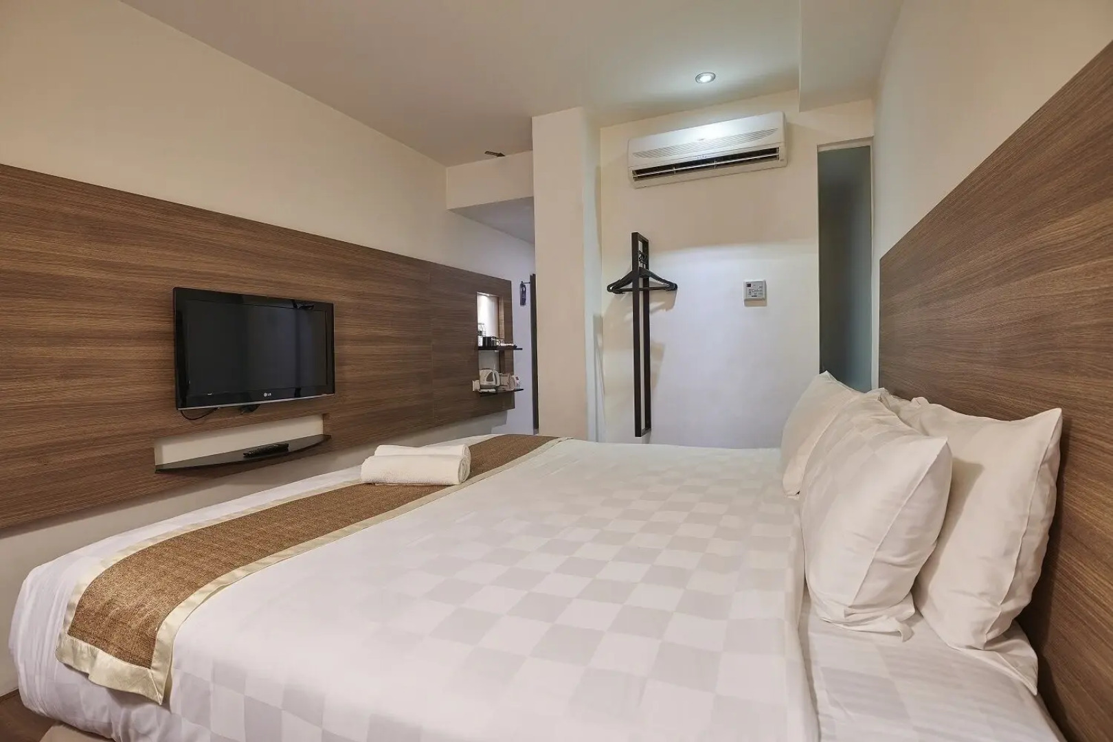 The Leverage Business Hotel Mergong