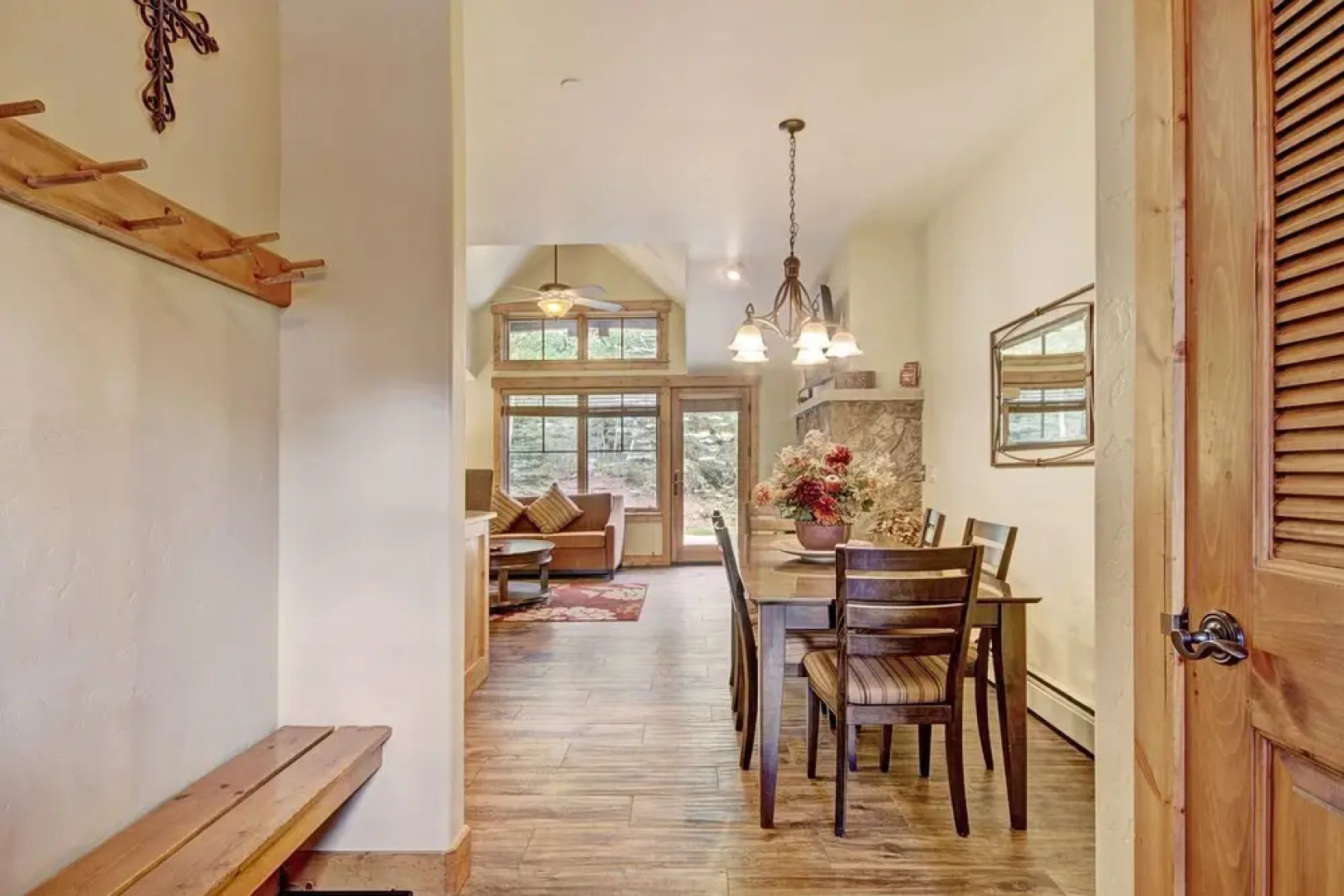 Rocky Mountain Luxury - Large Ski-in Winter Townhome 6ppl 2 Bedroom Townhouse by RedAwning