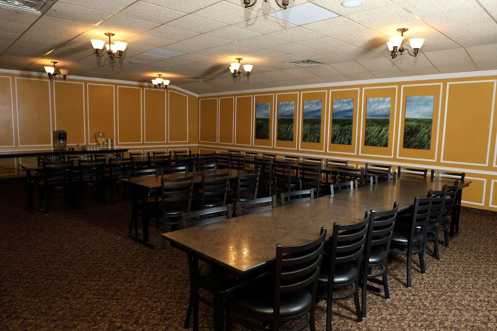 Northern Lights Inn Rugby