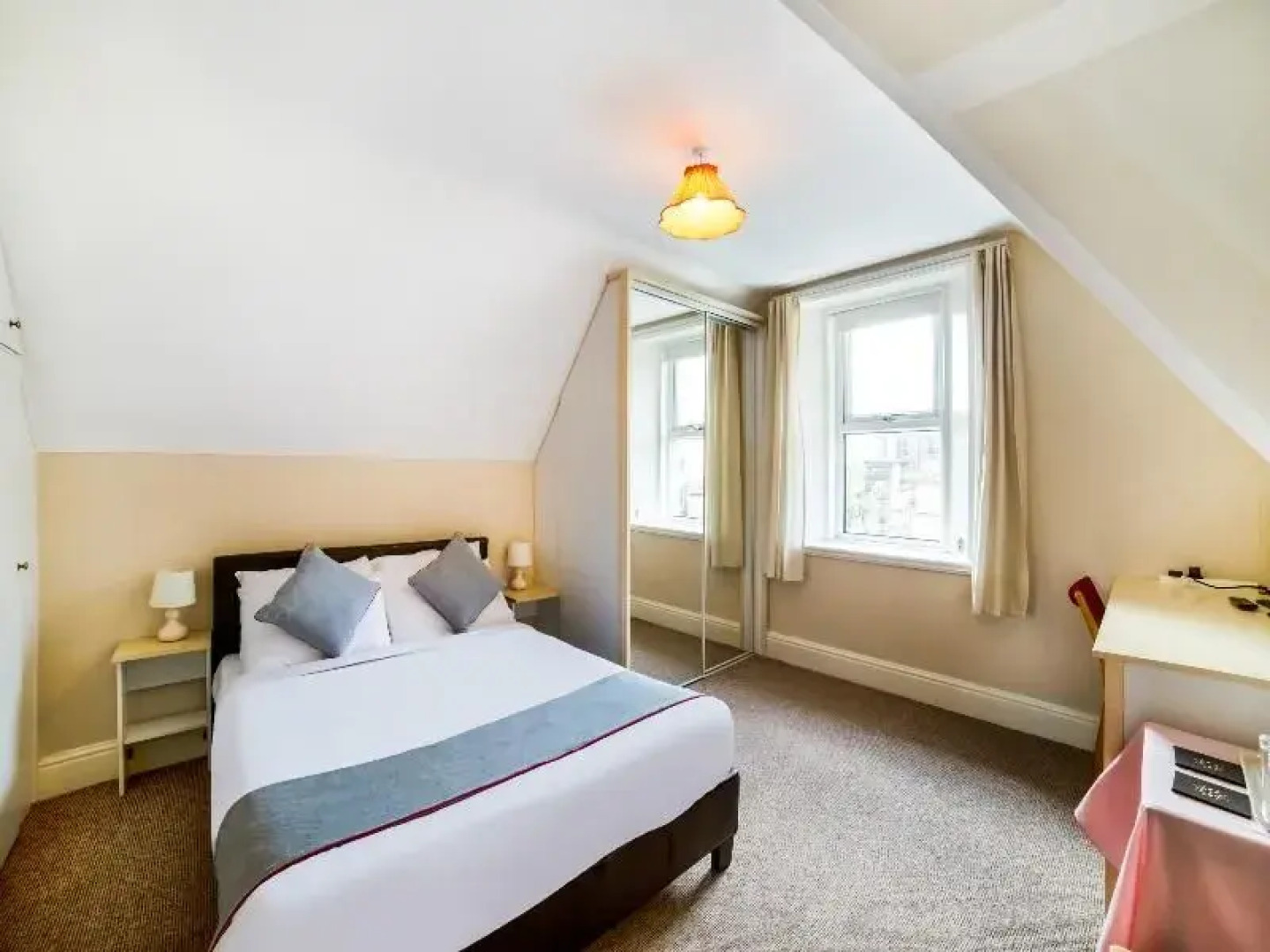 The Briary Hotel - Guest House