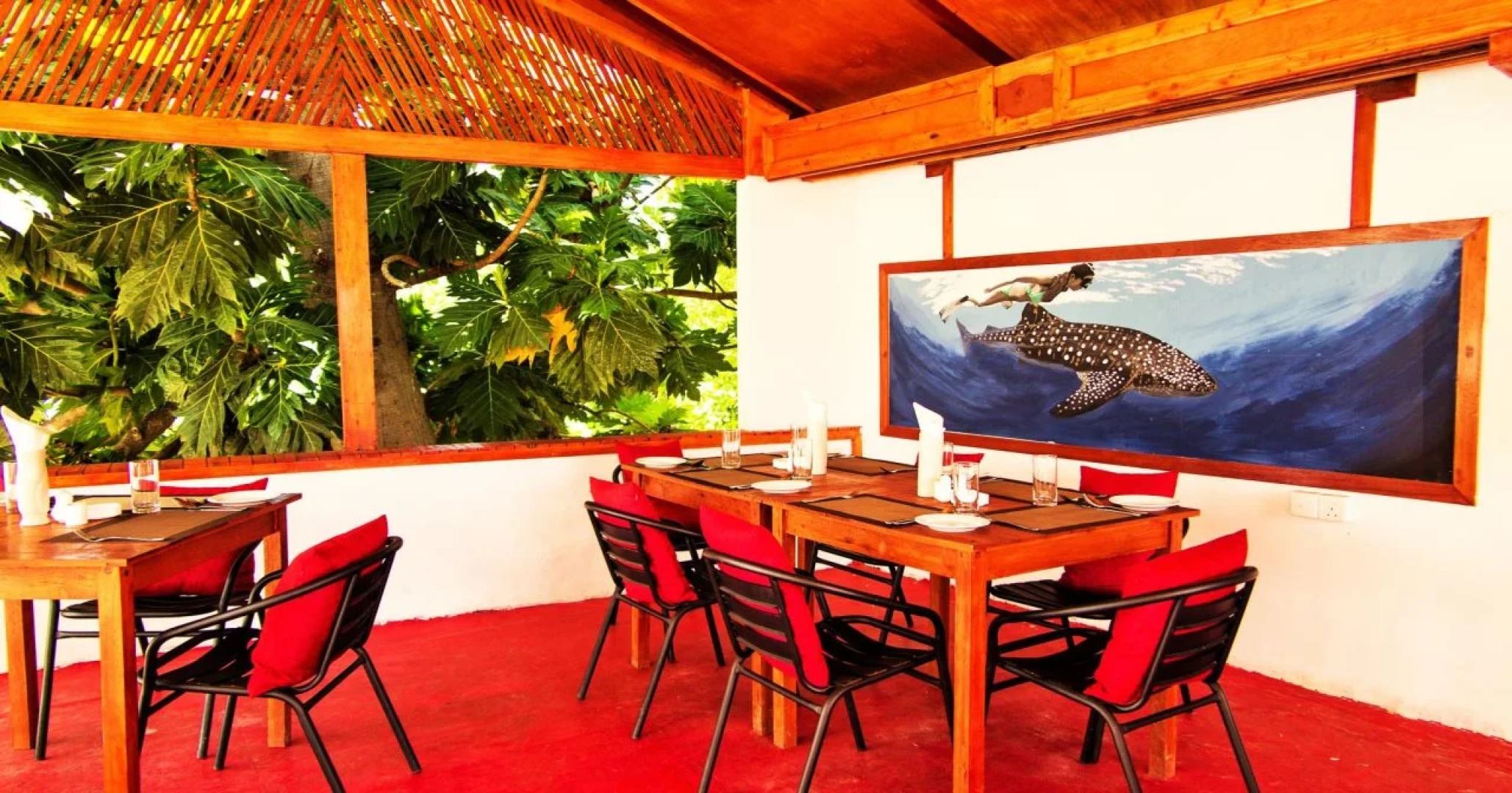 Rasdhoo Dive Lodge